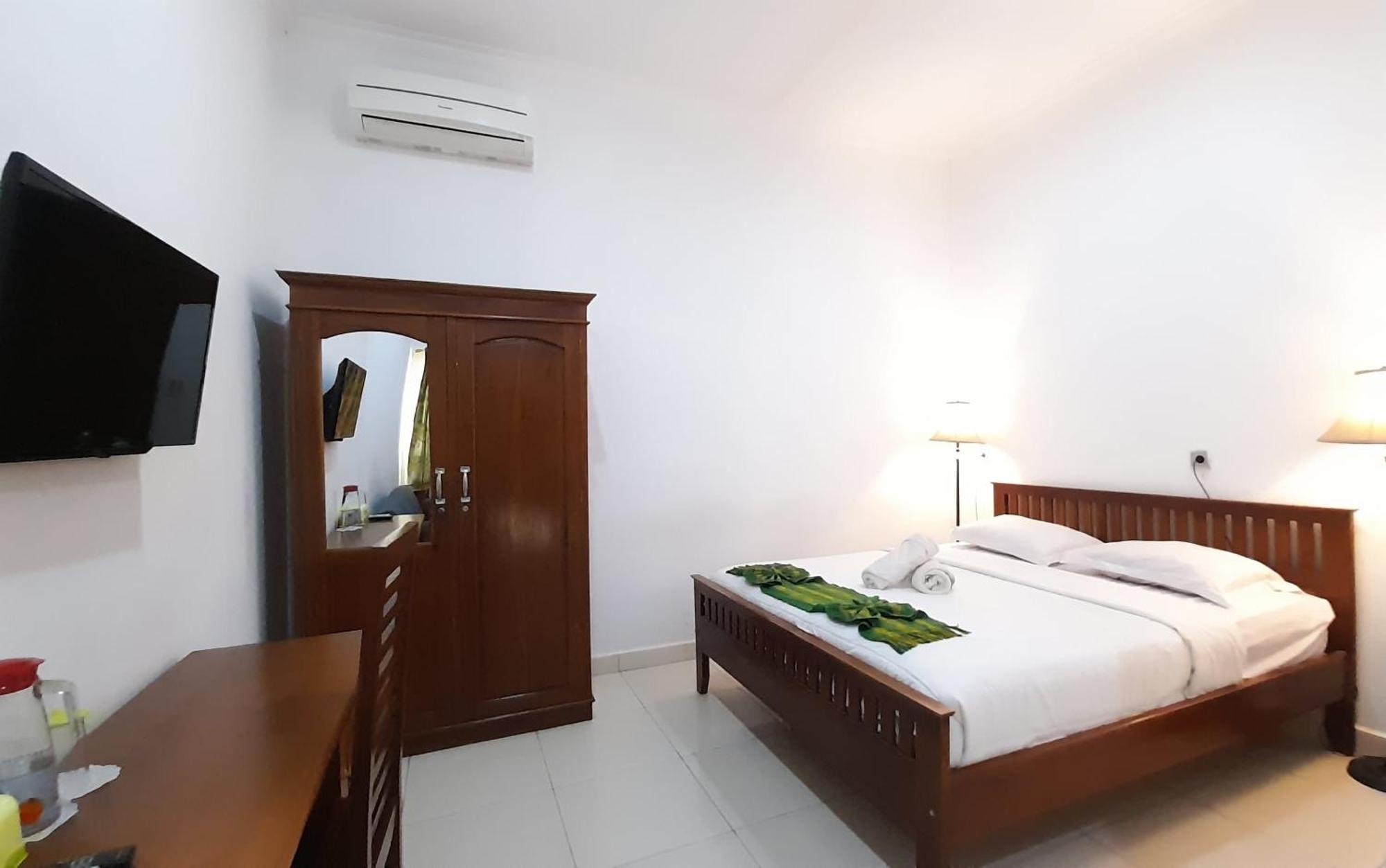 Hotel Green Prundi Labuan Bajo Exterior foto